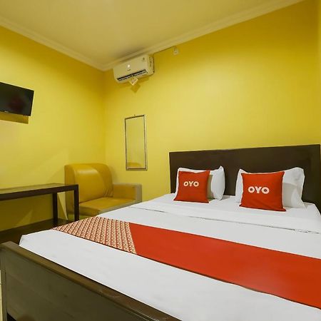Oyo 92483 Hotel Kirana Salatiga Bagian luar foto