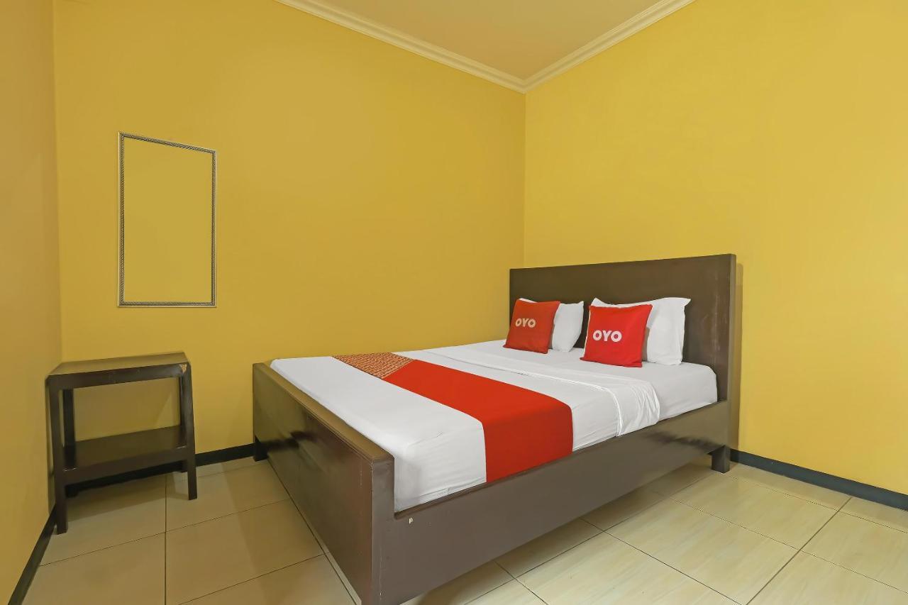 Oyo 92483 Hotel Kirana Salatiga Bagian luar foto