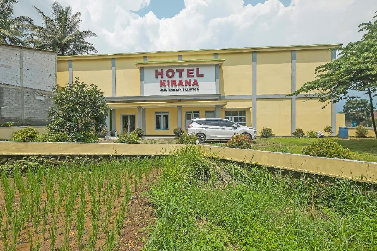 Oyo 92483 Hotel Kirana Salatiga Bagian luar foto
